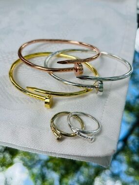 Nail Bangle Bracelet